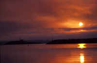 NSsunrise2.jpg (118513 bytes)